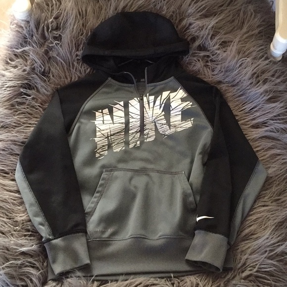 Nike Other - ✔️Nike Thermafit Hoodie🤙🏼